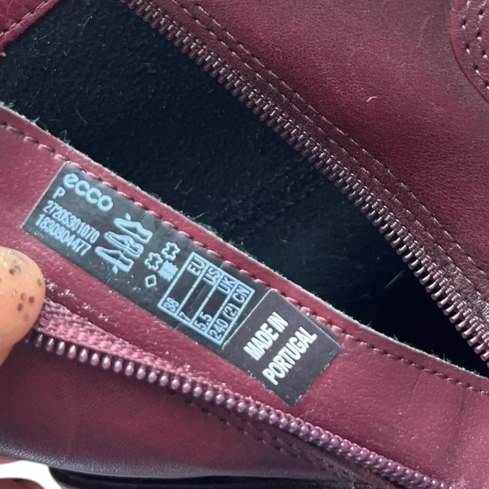 Ecco burgundy leather